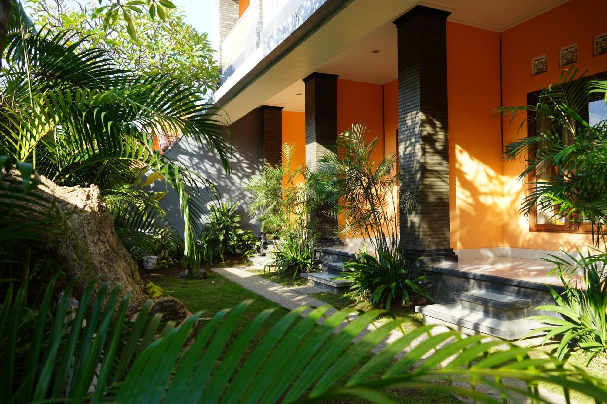 Pp Dream Guesthouse Singaraja Dış mekan fotoğraf