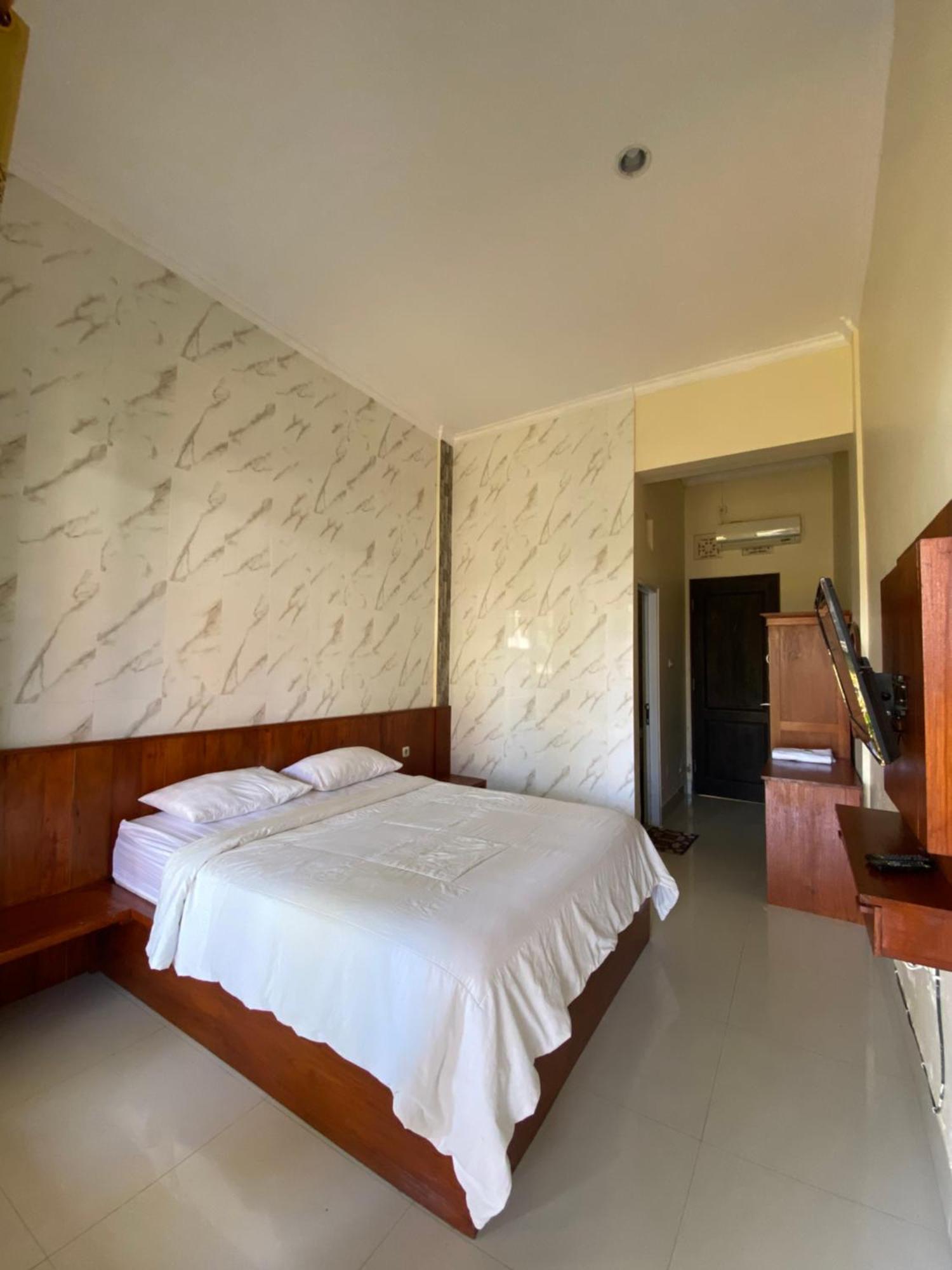 Pp Dream Guesthouse Singaraja Dış mekan fotoğraf